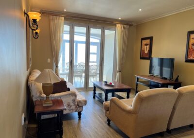 Pinnacle Point Villa Elegance - Dining Room & Lounge 2